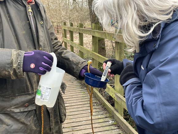 Dot using the TDS meter, a small plastic tube that indicates total dissolved solids